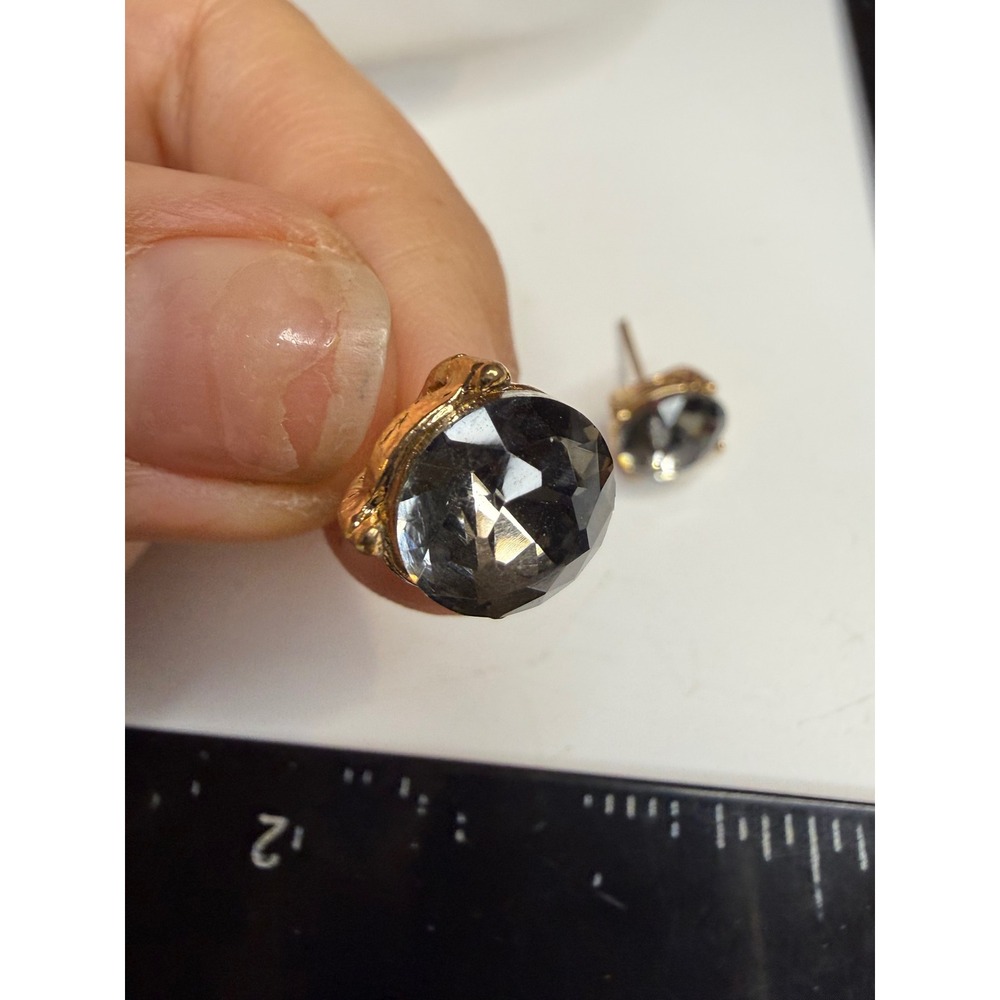 Gold Tone Smoky Grey Faceted Crystal Stud Earrings Post Back Round Charcoal